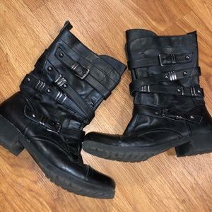 ❗️SOLD❗️G BY GUESS  Size 9 Black Ankle Boots